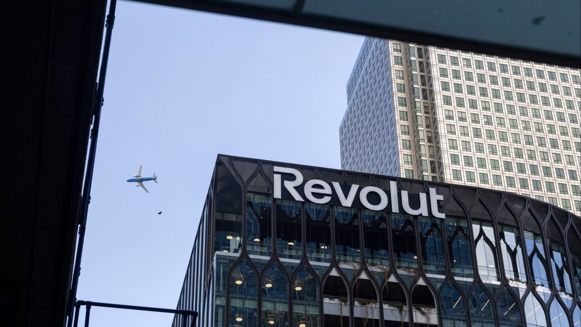 Revolut ile eski çalışanları hisse vergisi konu… | Ekonomi