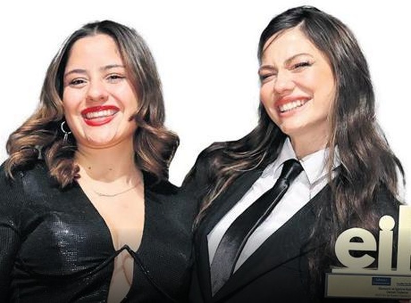 Oyuncu Eşref Kolçak ve kızı Rüya Kolçak’a onur … | Magazin