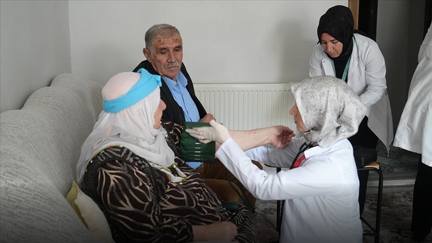 Muş’ta sağlık ekipleri erken teşhis için köyleri… | Saglik